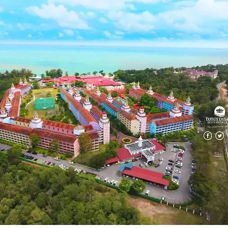 Lotus Desaru Beach Resort, 2 Bdrms, W/Splash Park Bandar Penawar Exterior photo