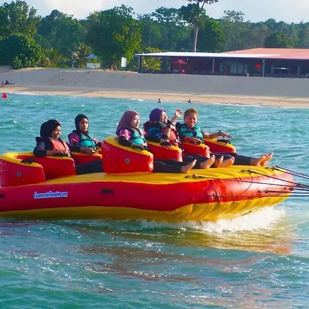 Lotus Desaru Beach Resort, 2 Bdrms, W/Splash Park Bandar Penawar Exterior photo