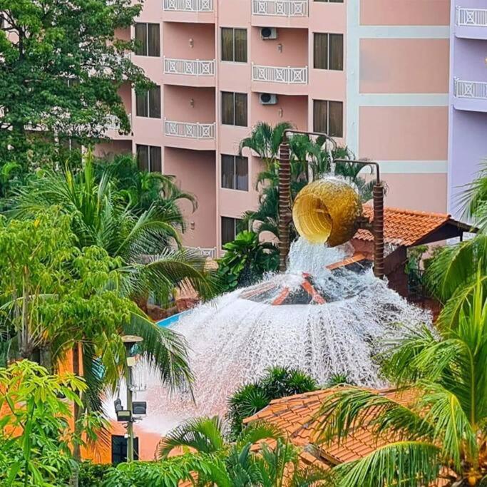 Apartment Lotus Desaru Resort, 2 Bdrms, W/splash Park